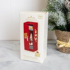 Hallmark Keepsake Disney High School Musical We're All In This Together 2008